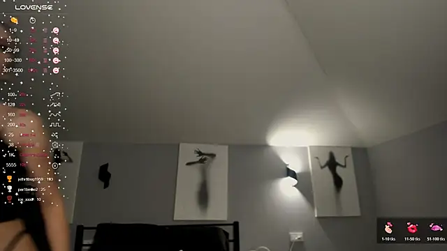 Lisa  Johnson online show from November 29, 12:58 am