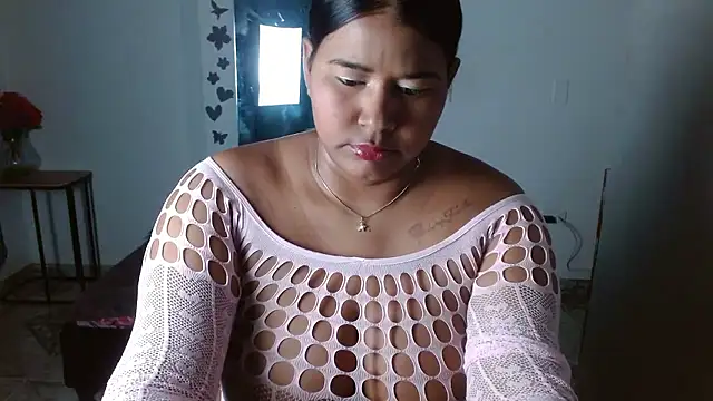 Ebony luna online show from January 13, 9:08 pm