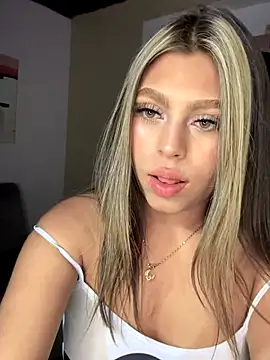 ZoeMillerPink  online show from October 10, 3:55 am