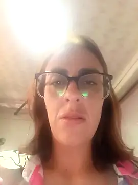 Jade 1-9 online show from November 6, 9:21 pm