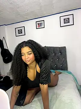 mitschellfox21 online show from October 31, 10:52 am