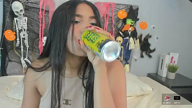 Nahomycarterr online show from October 22, 8:14 pm