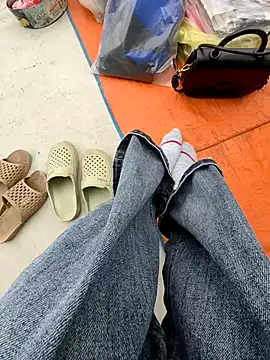 Lili 2love online show from January 16, 1:01 am