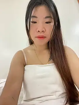 Snapshot of Noen_22 chatting on October 9, 11:03 am Noen 22 online show from October 9, 11:03 am