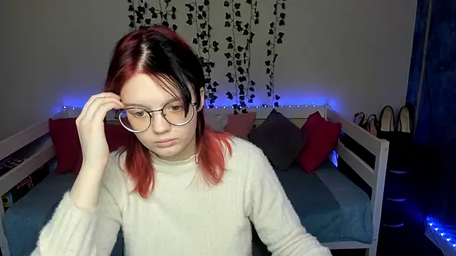 shy elina01 online show from November 21, 10:39 am