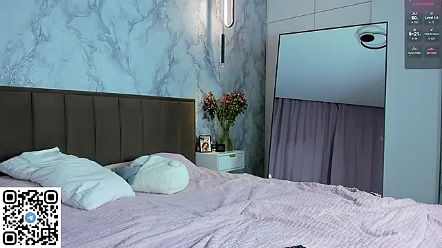 miamiumiu online show from October 22, 12:10 pm