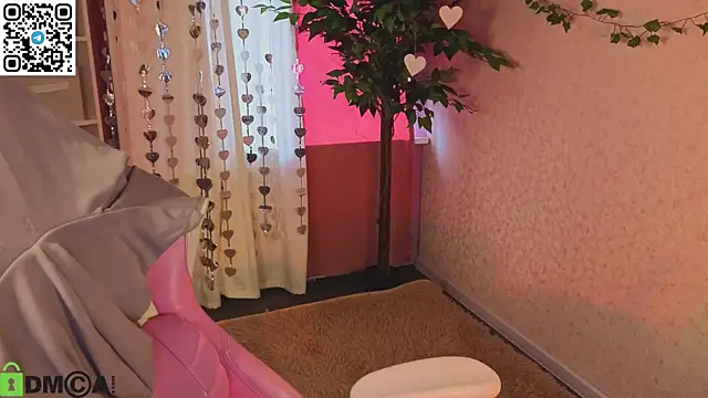 L1na Reeds online show from February 20, 6:26 am