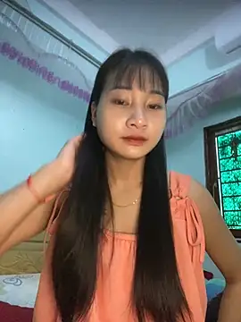 banlinh004 online show from November 14, 1:38 am