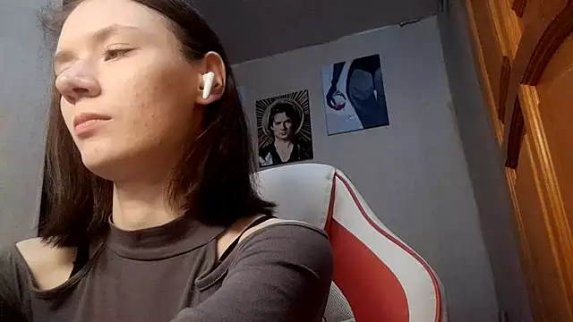 Snapshot of LidaGreist chatting on October 17, 3:48 pm LidaGreist online show from October 17, 3:48 pm
