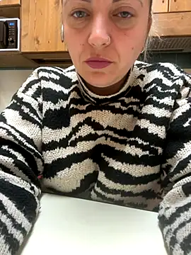 Daiana Andra online show from October 7, 8:02 pm