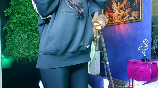 nicolepalmer online show from December 2, 11:23 am