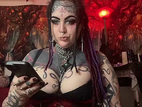 nyxvelon online show from February 3, 10:45 pm