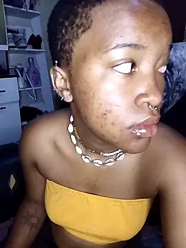 FreakieKay online show from October 27, 1:56 am