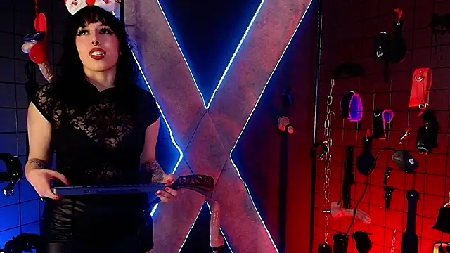 mranii queen bdsm  online show from November 25, 3:31 am