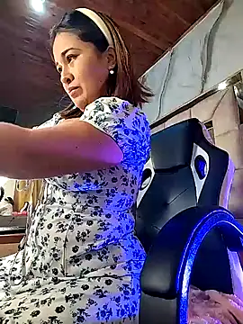 Snapshot of KarinaSanchezz chatting on October 8, 12:20 pm KarinaSanchezz online show from October 8, 12:20 pm
