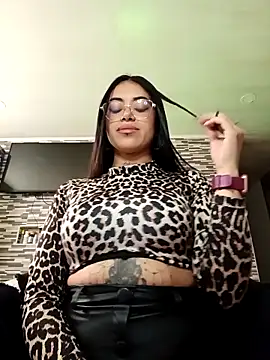 Snapshot of Carla_Bennett__ chatting on October 17, 12:41 pm Carla Bennett online show from October 17, 12:41 pm