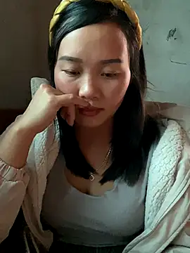 Pii x online show from November 12, 7:39 am