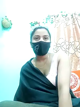 daisy-03 online show from November 28, 6:00 pm