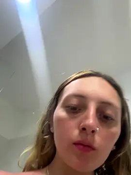 Mia dca online show from October 27, 6:03 pm