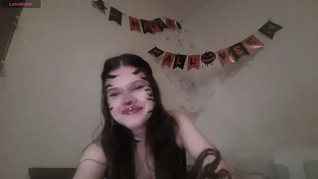 AlmetaBradicich online show from October 31, 5:20 am