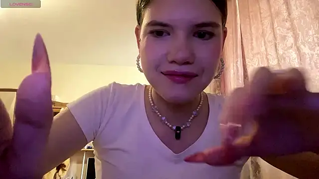 AlmetaBradicich online show from October 16, 6:38 am