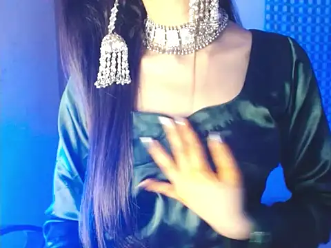 Roiseeee online show from February 15, 7:51 am