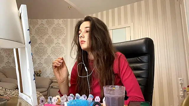 ZaidaKellner online show from October 15, 9:56 am