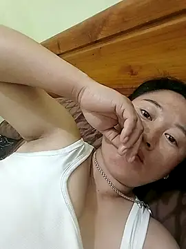 Snapshot of Ducky27021991 chatting on October 30, 6:05 am Ducky27021991 online show from October 30, 6:05 am