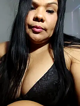 Snapshot of selena__doll chatting on October 8, 7:40 pm selena  doll online show from October 8, 7:40 pm