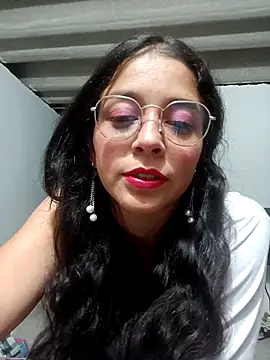 Snapshot of Eloisa_smith chatting on October 16, 4:15 am Eloisa smith online show from October 16, 4:15 am