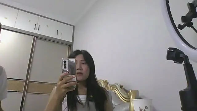 Fbbyyyyyy online show from October 17, 2:53 pm