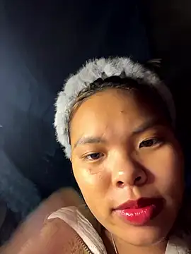 hello-cute online show from January 17, 9:28 am