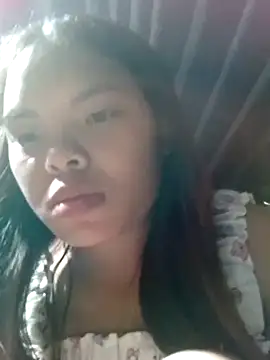 Snapshot of hello-cute chatting on October 8, 11:09 pm hello-cute online show from October 8, 11:09 pm