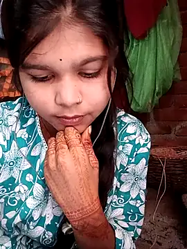 Snapshot of Gb_sunena chatting on October 12, 8:28 am Gb sunena online show from October 12, 8:28 am