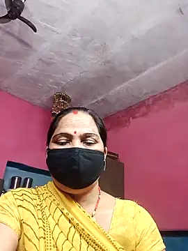 Snapshot of Ut_kanchna chatting on October 13, 3:14 pm Ut kanchna online show from October 13, 3:14 pm