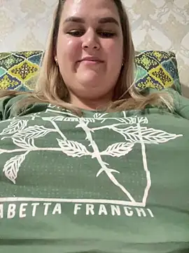 Snapshot of Vita6777 chatting on October 18, 10:51 am Vita6777 online show from October 18, 10:51 am