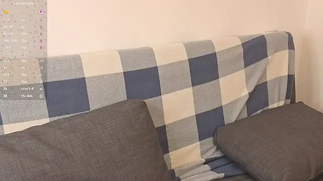 SylviaHamilton online show from April 26, 1:53 pm