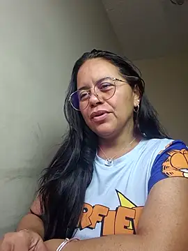 Miss  kendra  online show from November 15, 3:46 pm