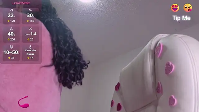 thianahorny online show from March 14, 1:56 pm