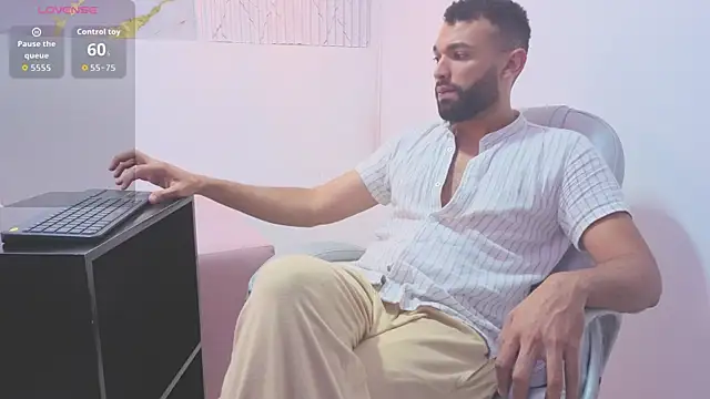 onlymen2025 online show from November 23, 11:34 am