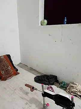 Snapshot of Jahnvi_Kapoor chatting on October 27, 3:51 pm Jahnvi Kapoor online show from October 27, 3:51 pm