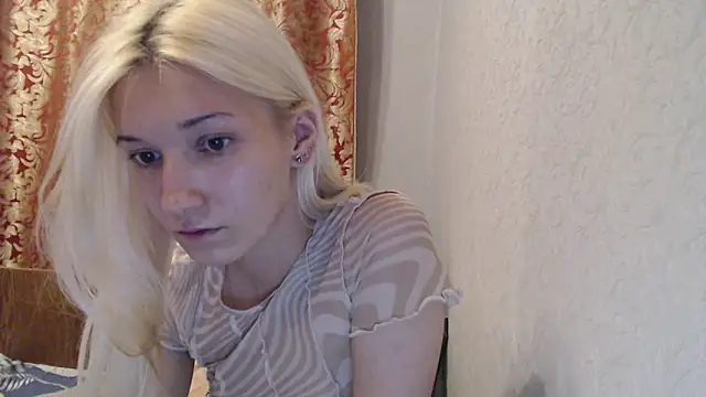 maybe doll online show from November 30, 7:51 pm