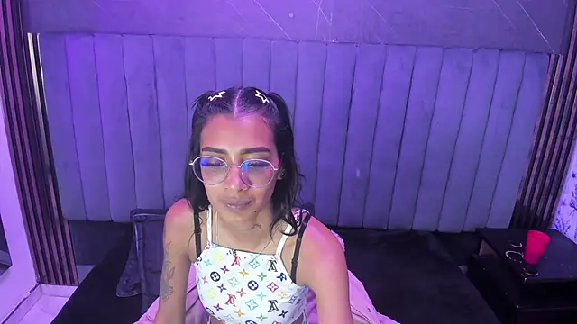 KarlaSlutSkinny   online show from March 27, 8:42 pm