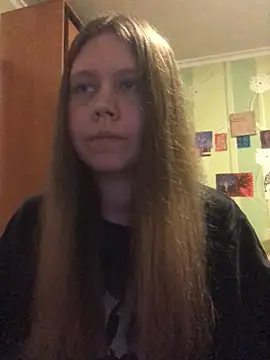 LunaVirelle online show from April 19, 8:33 pm