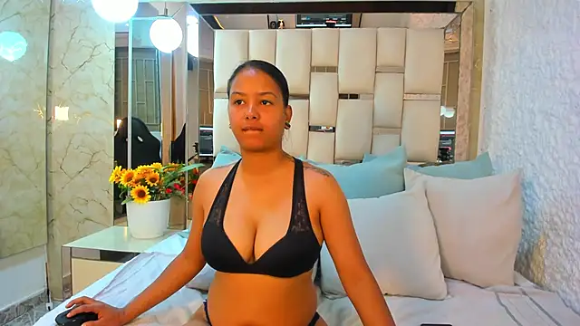 kaorybliss online show from November 11, 5:10 pm