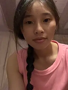 Han-han123 online show from October 22, 9:20 pm