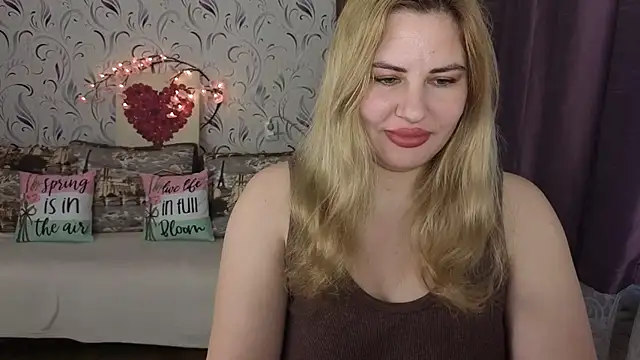 Passion-Blondy online show from June 3, 5:40 pm