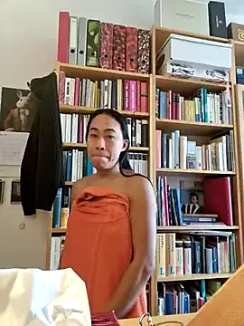 bianca bellamy online show from March 28, 8:47 am