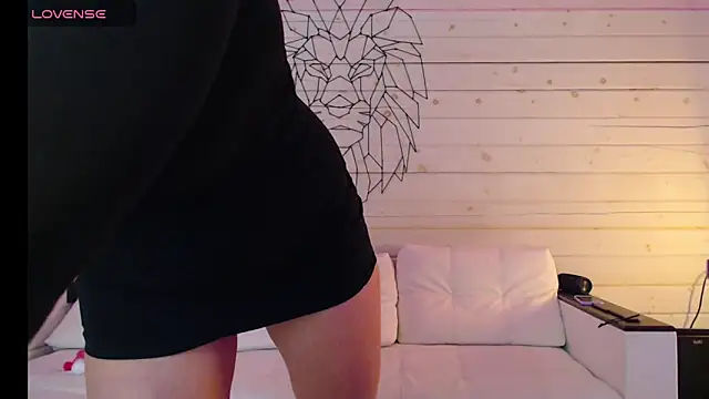 CandyBunie online show from February 24, 3:49 am