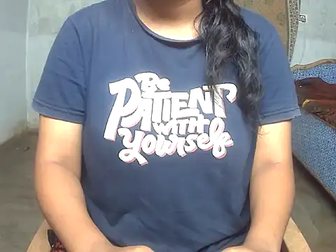 Snapshot of manju_02 chatting on October 10, 2:49 am manju 02 online show from October 10, 2:49 am